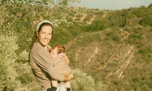 mother with newborn child free in Nature